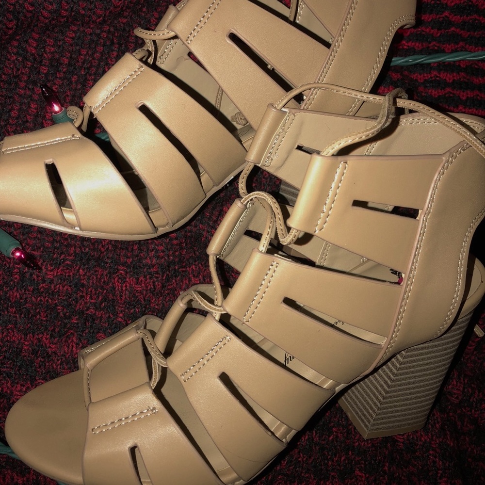 Trendy Beige heels ( 3 inch)